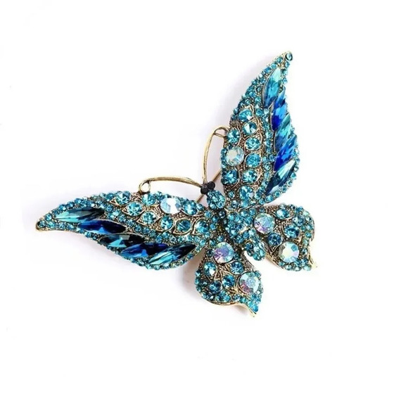 VQ Butterfly Brooch - Picture 2 of 4